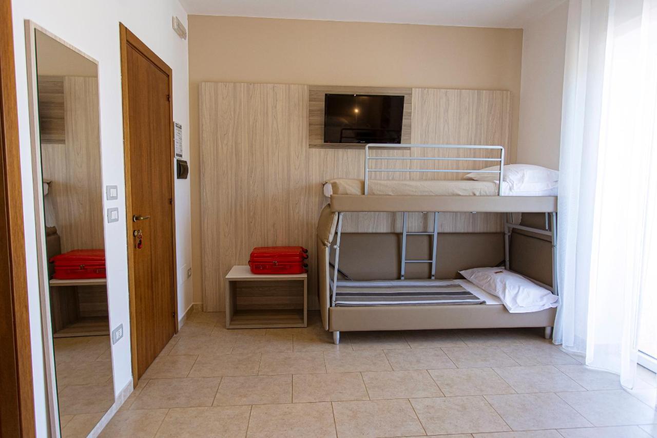 Aia Grande Bed & Breakfast Uggiano La Chiesa Exterior photo